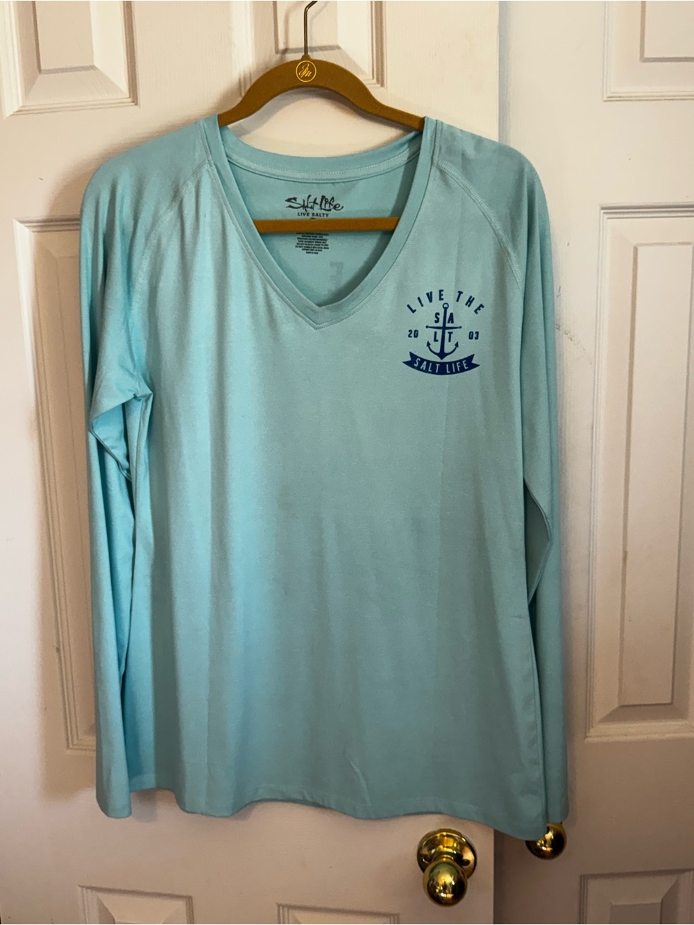 Salt Life Women's Long Sleeve V-Neck Top in Light Aqua